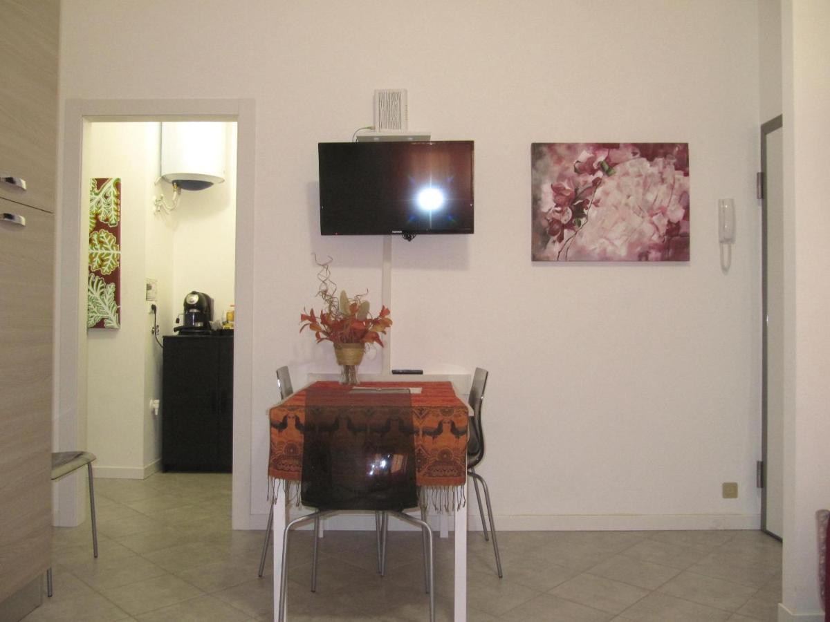 Casa Laura Appartement Sesto San Giovanni Buitenkant foto