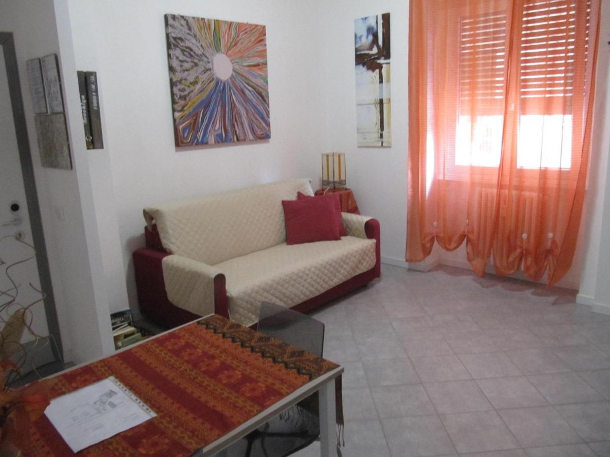 Casa Laura Appartement Sesto San Giovanni Buitenkant foto